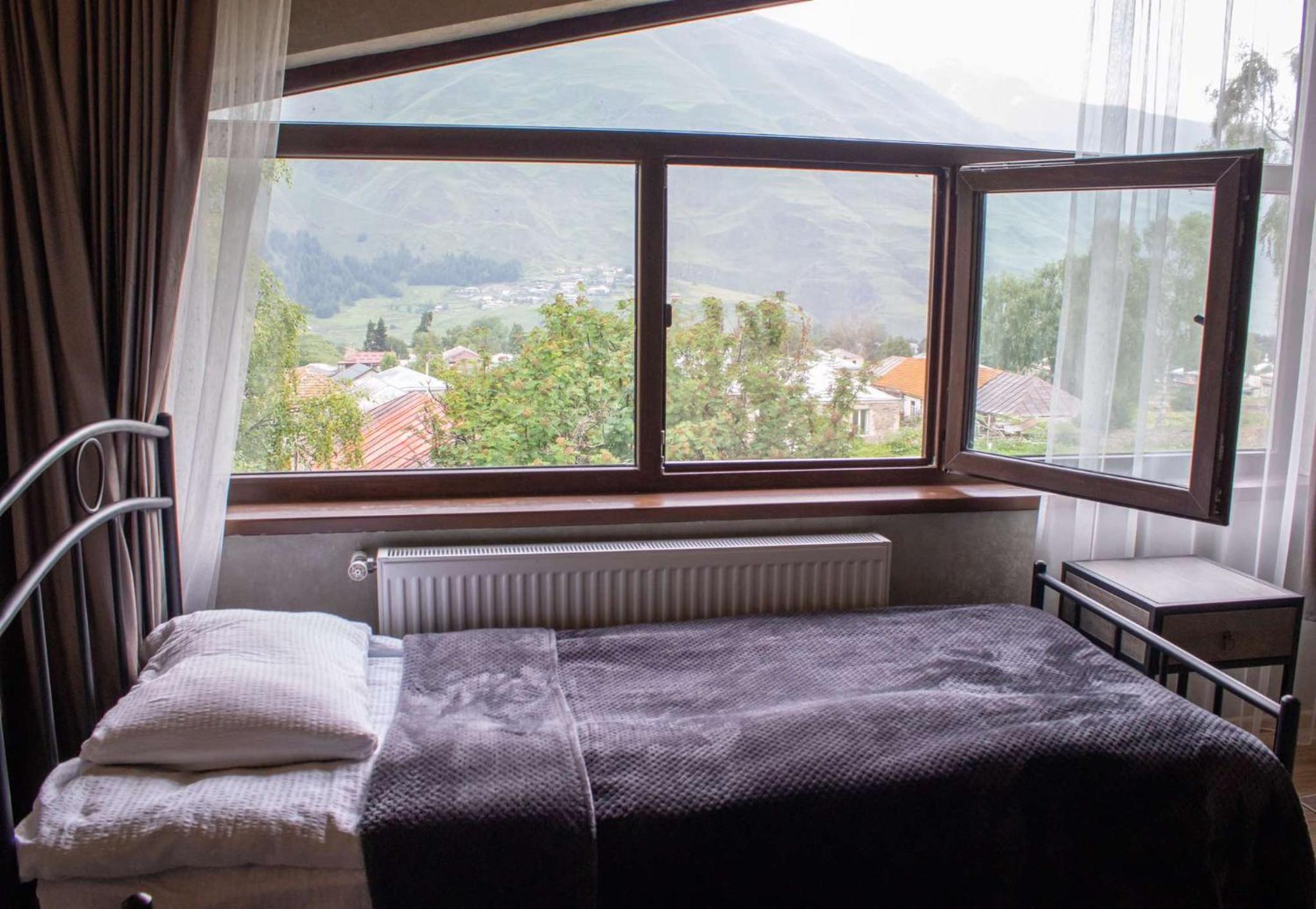Garemta Ξενοδοχείο Kazbegi Εξωτερικό φωτογραφία